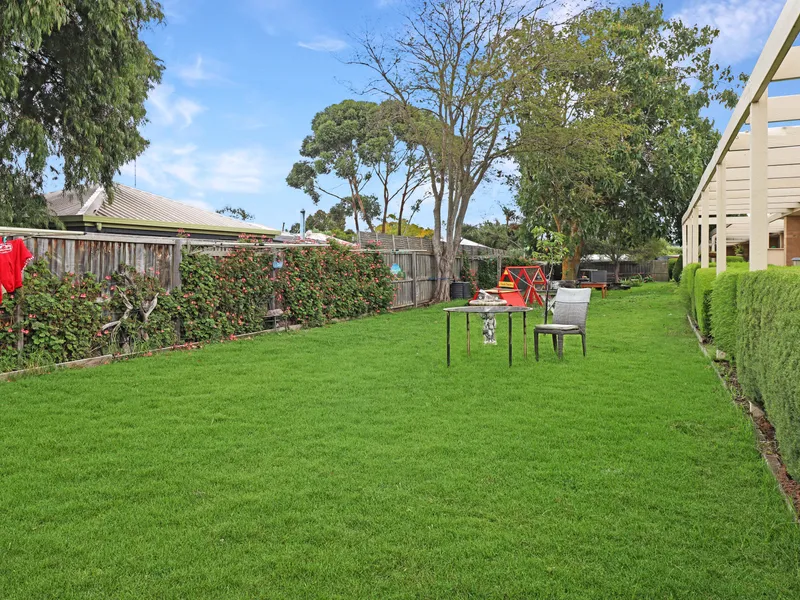 BEDSITTER BY THE SEA - UTILITIES INC