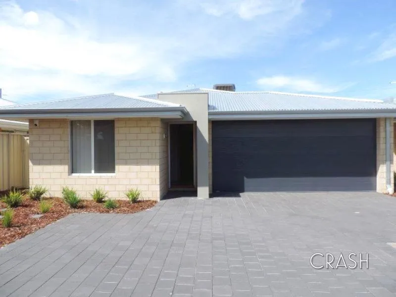 Beautiful 3x2 House in Cannington with Courtyard.