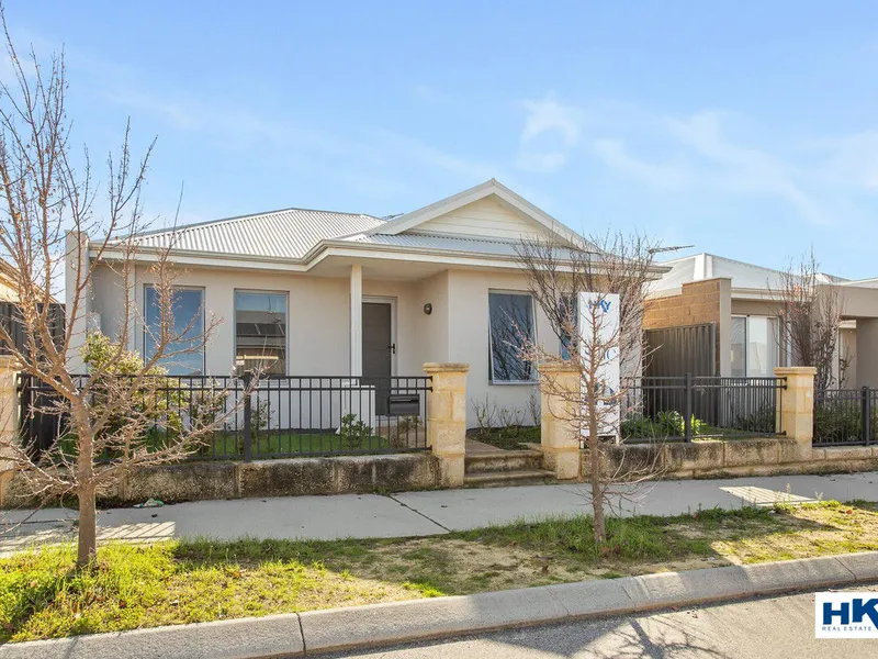 4 BEDROOM HOME IN AVELEY