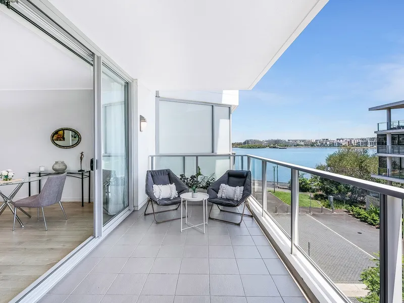 5 Star Waterside lifestyle, 5 Star Mirvac Quality