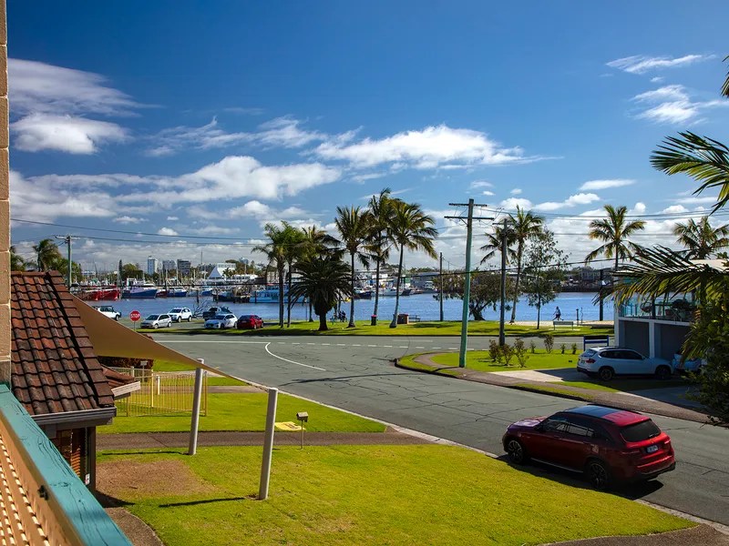 Tightly held Buddina Beachside with stunning river views and endless potential