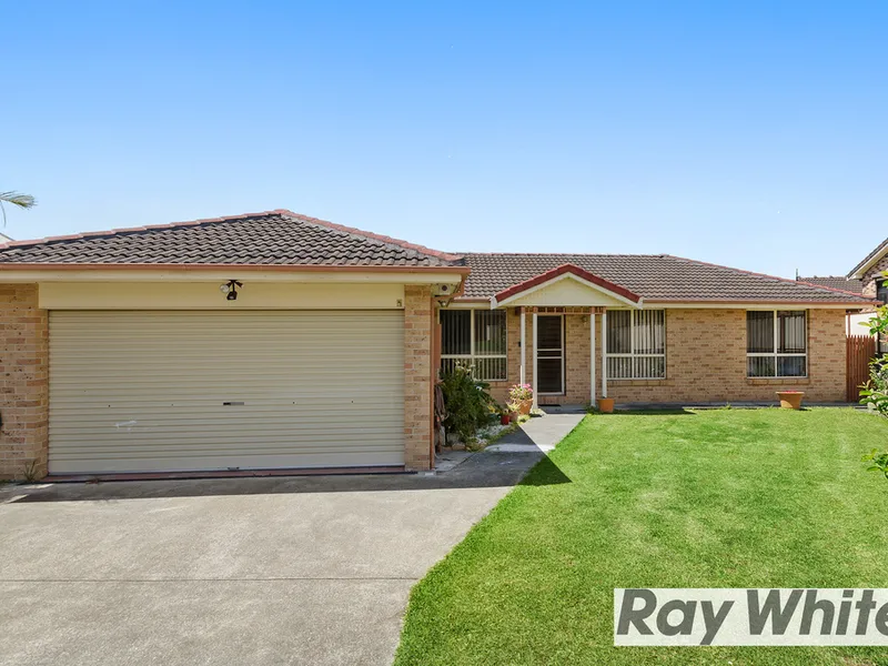 4 Bedroom Family Home - not many like this in the area *** taking applications for pre-approval now ***