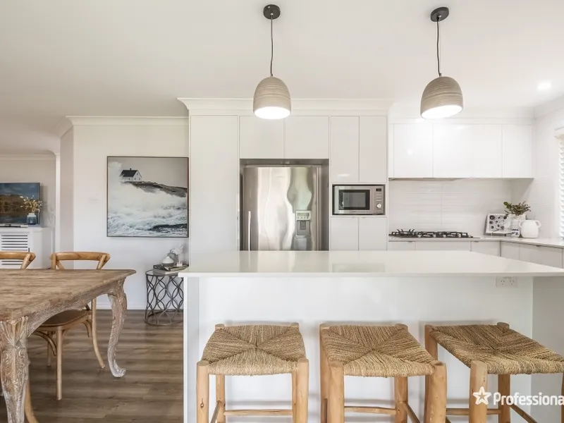 FAMILY HOME WITH THE WOW FACTOR