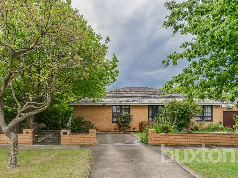 IMMACULATE ONE BEDROOM DELIGHT