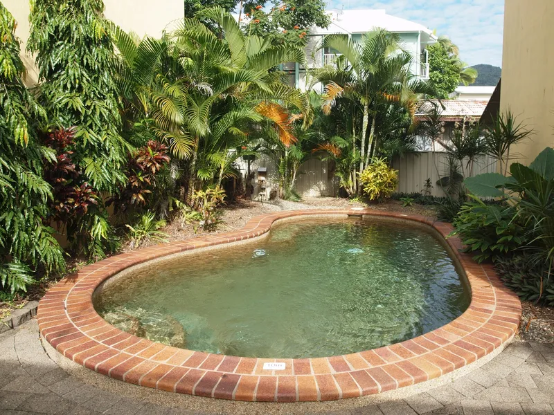 FIRST FLOOR - GREAT LOCATION