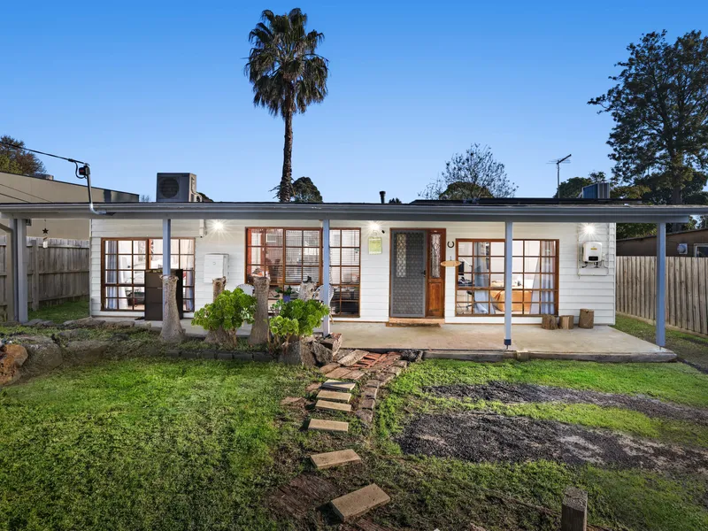 Character Home on Expansive 821 Sqm Block with Unlimited Potential!
