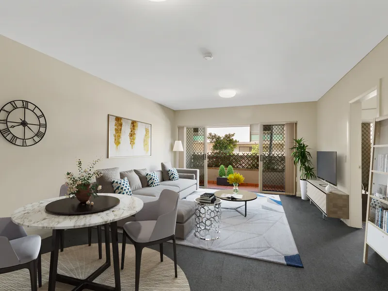 Spacious Unfurnished 2 Bedroom + 2 Bathrooms + Parking