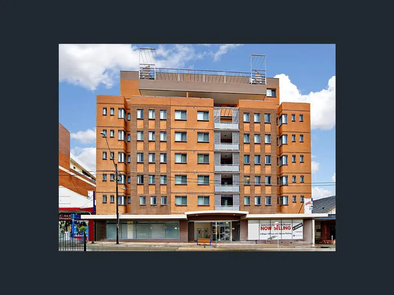 3 bed apartment in the heart of Rockdale