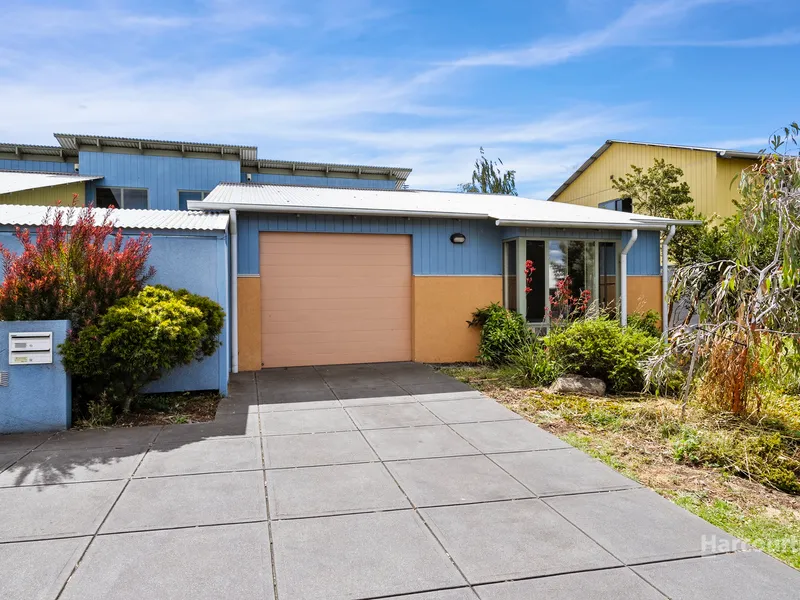 Modern, safe and secure with a pool and tennis court