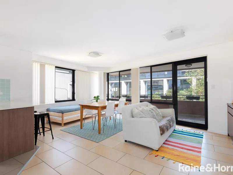 2 Bedroom in the heart of Parramatta!