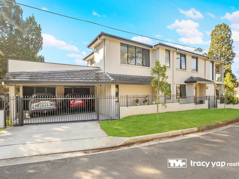 2 in 1 Elegant Stunning Architect Designed Home in Convenient Location