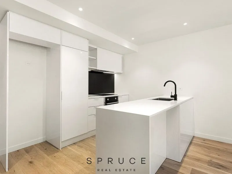 ETTARO - 2 Bedroom , 1 Bathroom , 1 Carpark + Storage Cage