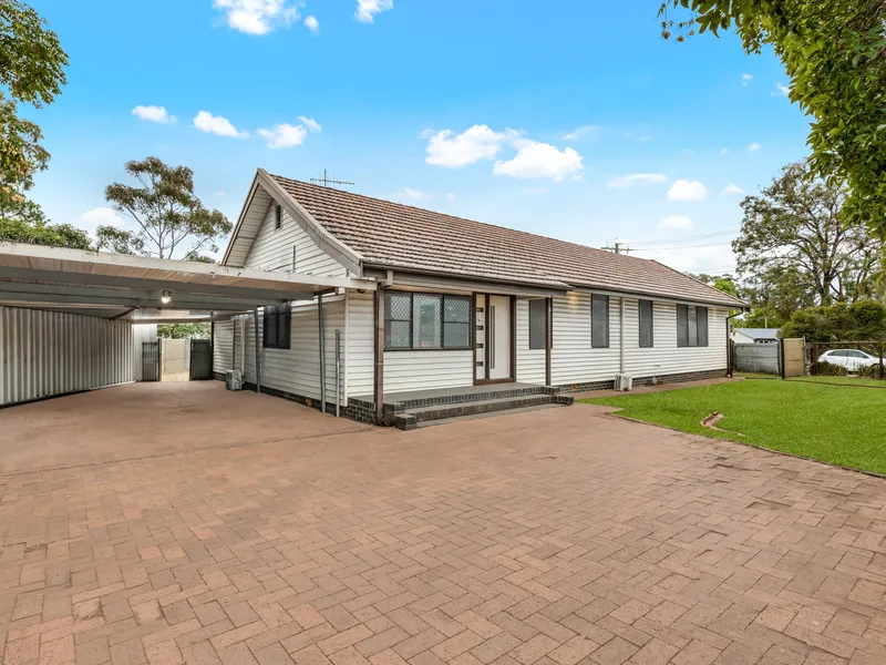 SPACIOUS FAMILY HOME!!!