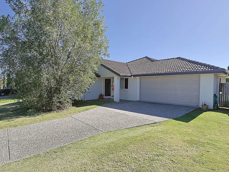 POSITION, POTENTIAL, PROFIT - 4 BEDS + STUDY / 5TH BEDROOM!