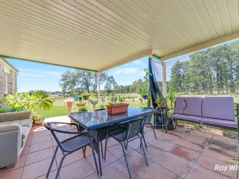 The perfect home with stretching views!