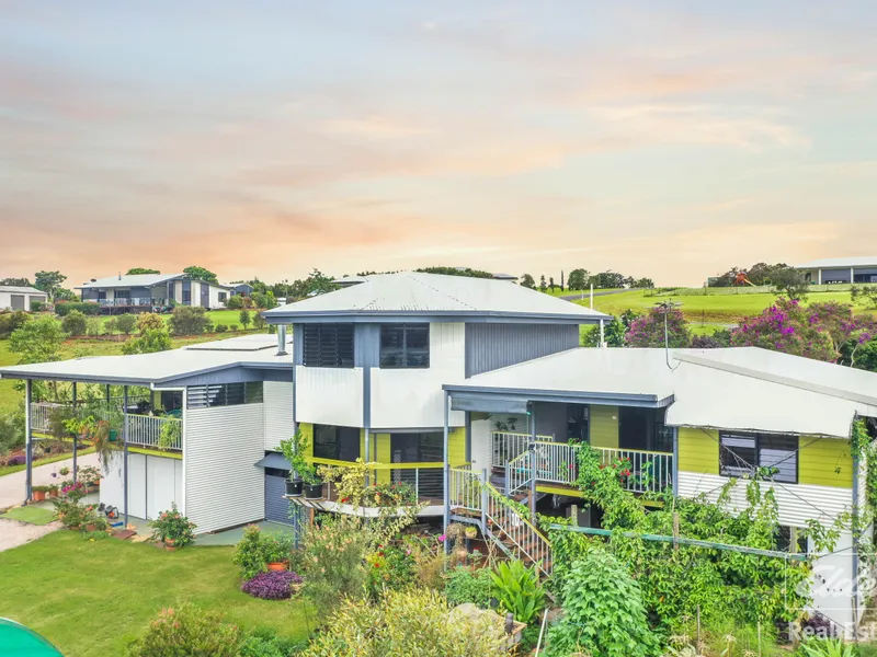 Modern Country Living with Tree Kangeroo's and Platypus