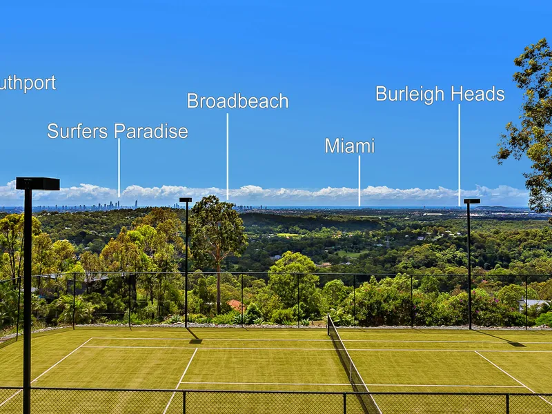 MINI RESORT WITH MAGNIFICENT COASTAL VIEWS