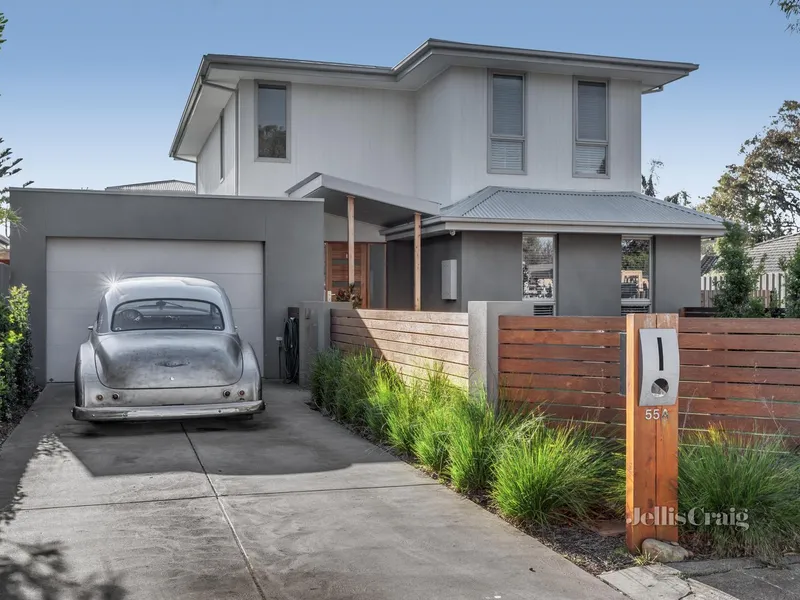 Family Friendly Freestanding Flair