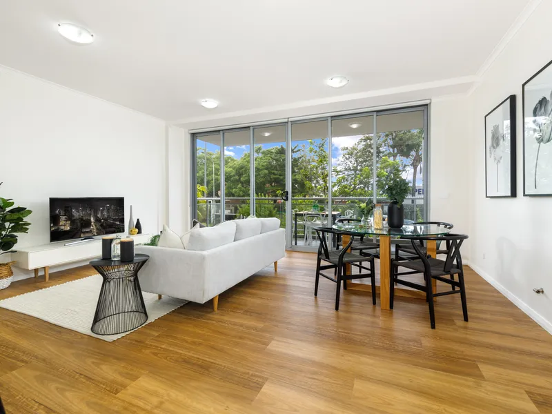 Spacious North Facing Apartment