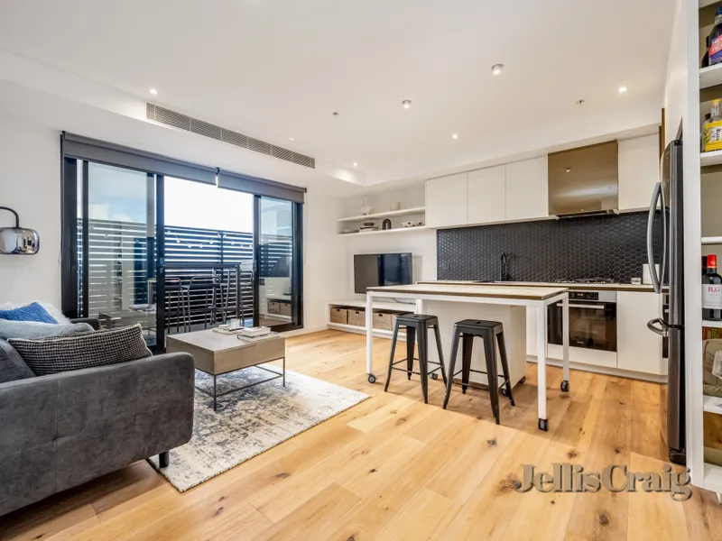 Fully Furnished Apartment in Prime Richmond Location