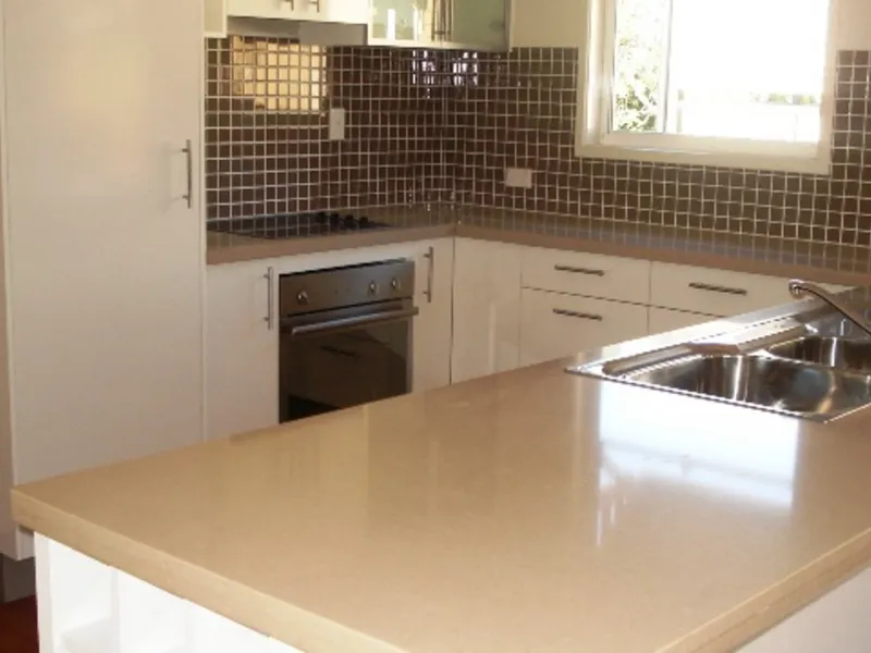 Spacious Townhouse In A Great Location!