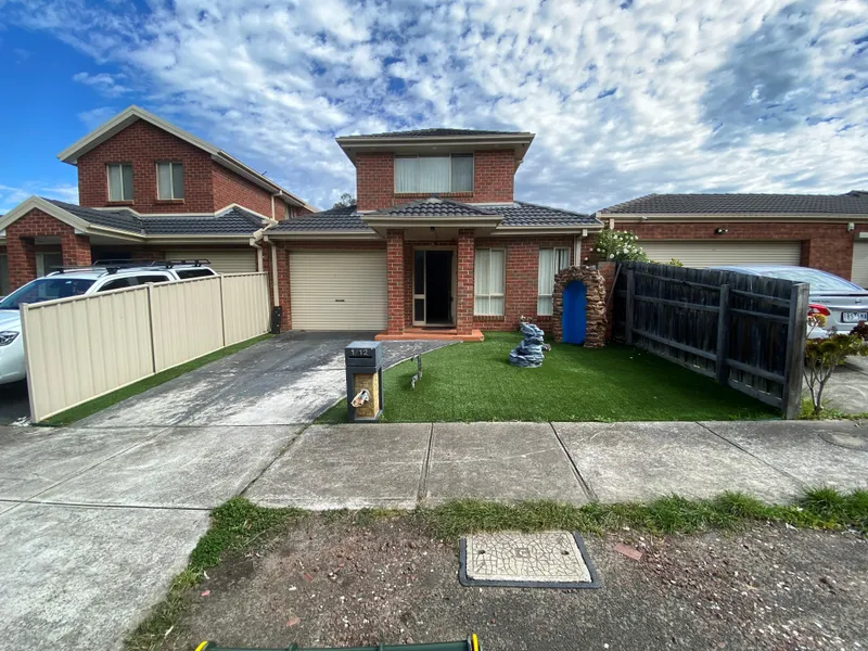 QUIET & SPACIOUS FAMILY HOME