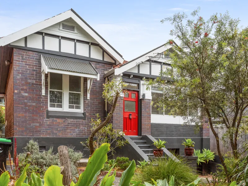 Renovated Dee Why Cottage At The Heart of All Local Amenities