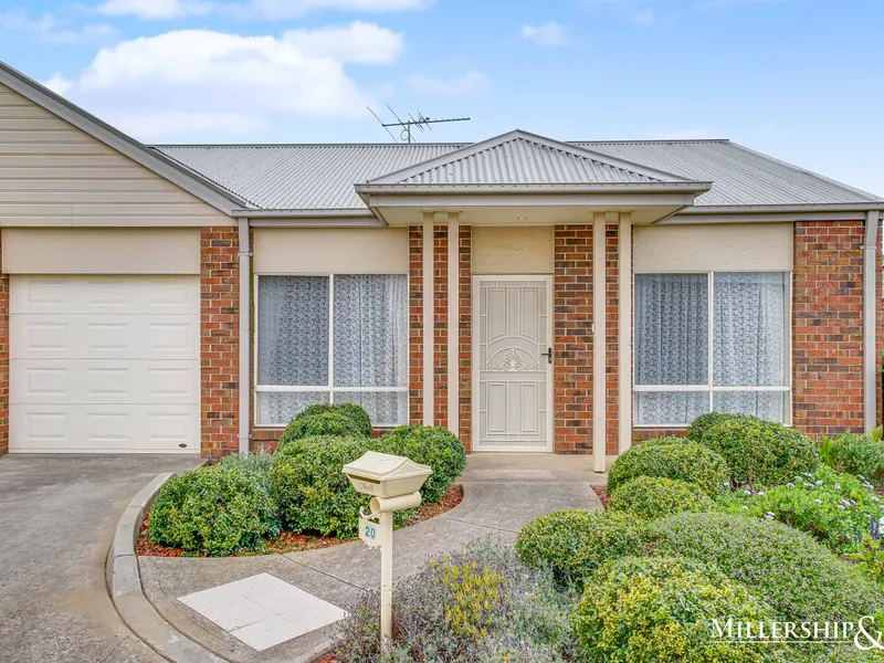 Retirement Living in Heritage Lakes!