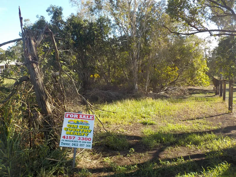 SPECIAL BUY  HANDY TO BUNDABERG ... ONE ACRE