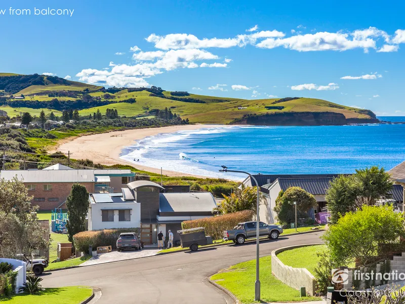 North-Facing Views of Werri Beach