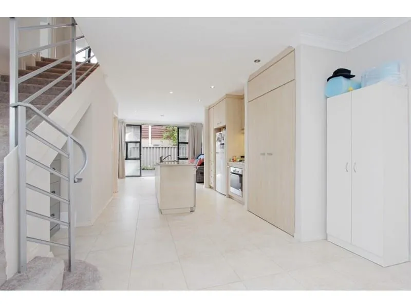 ***JUST OUT OF THE CITY***  FANTASTIC OPPORTUNITY