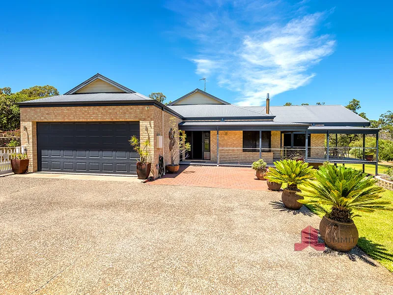 Dream home with Estuary Views!