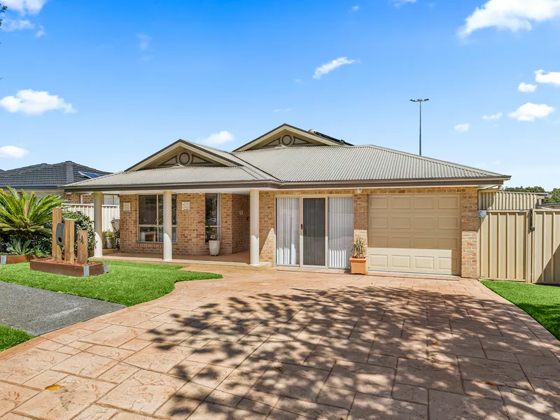 5 Bedroom Home with Inground Pool