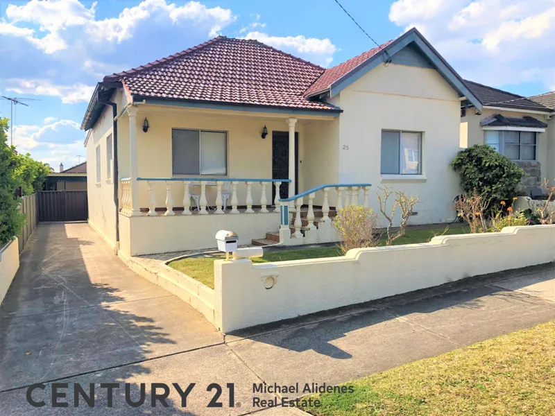 DEPOSIT TAKEN! - Contact Michelle Rapana on 0431 037 173