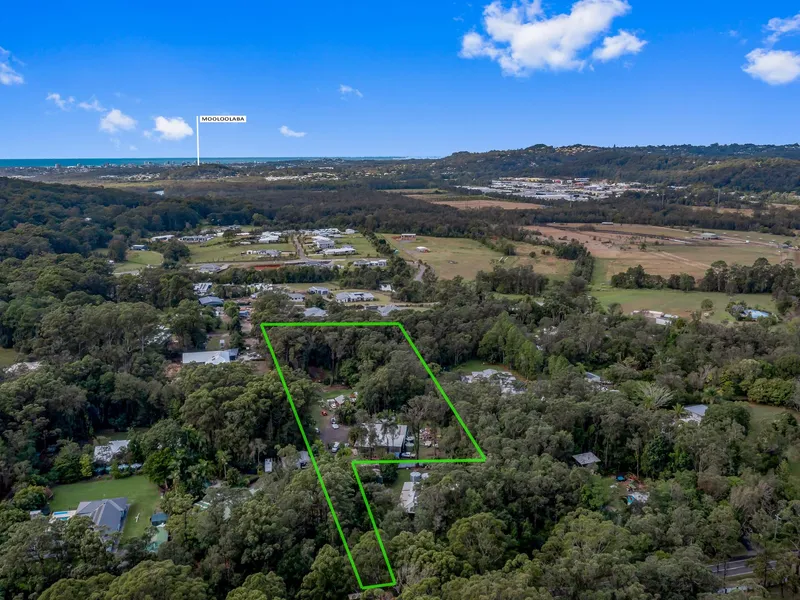 Acreage with multiple opportunities and possibilities