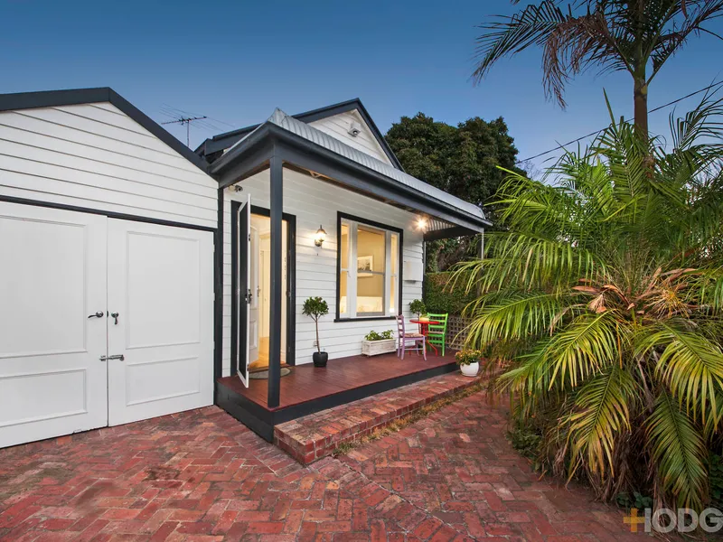 Period-Perfect & Perfectly Relaxed!