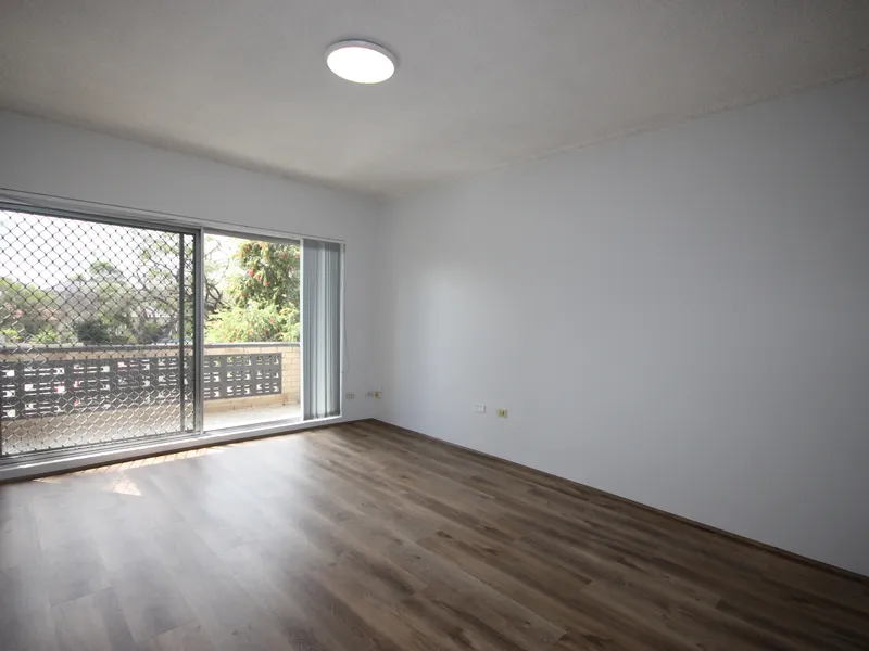 RENOVATED BEACH SIDE UNIT