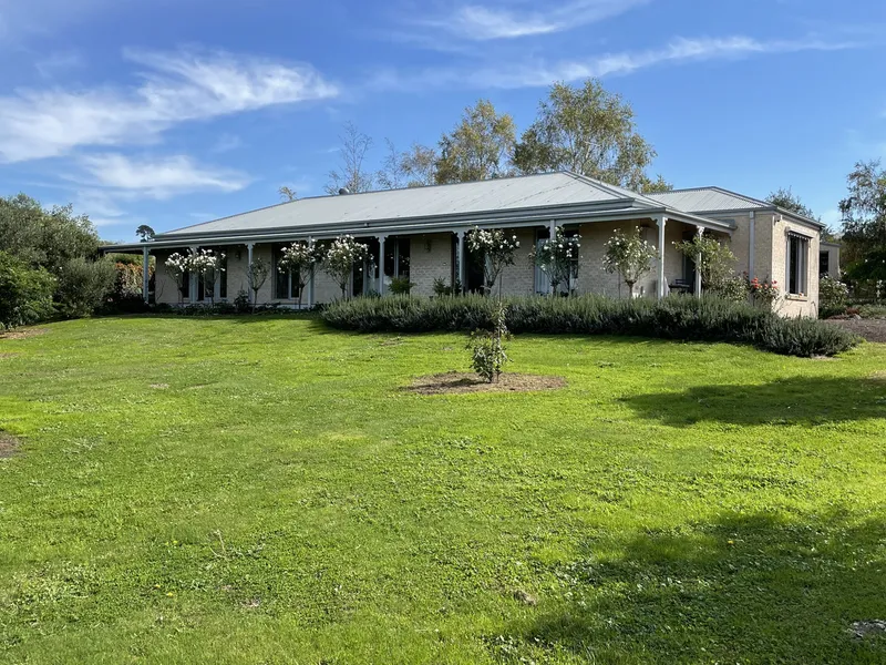 Quality Home That Ticks All The Right Boxes!