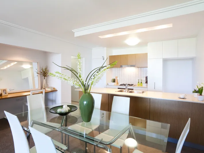 RELAXED FAMILY NEIGHBOURHOOD