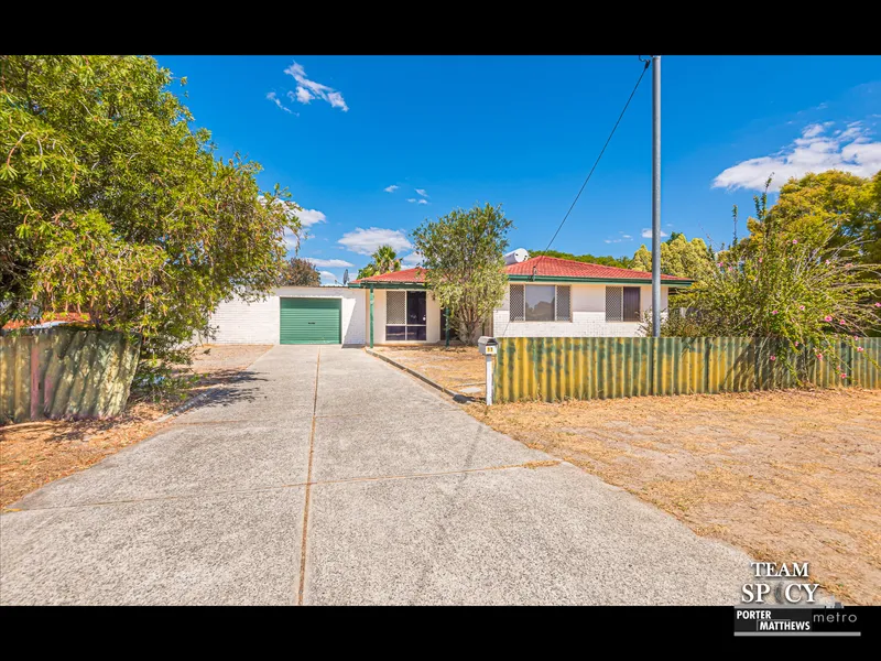 An Ideal Opportunity!!! 3x1 720m2 R15/R25 Development potential