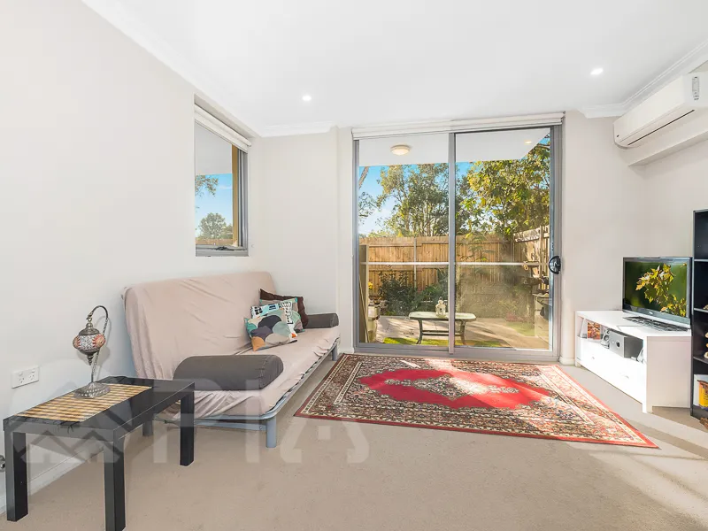 Huge 136 sqm N E  facing apartment with large private courtyard