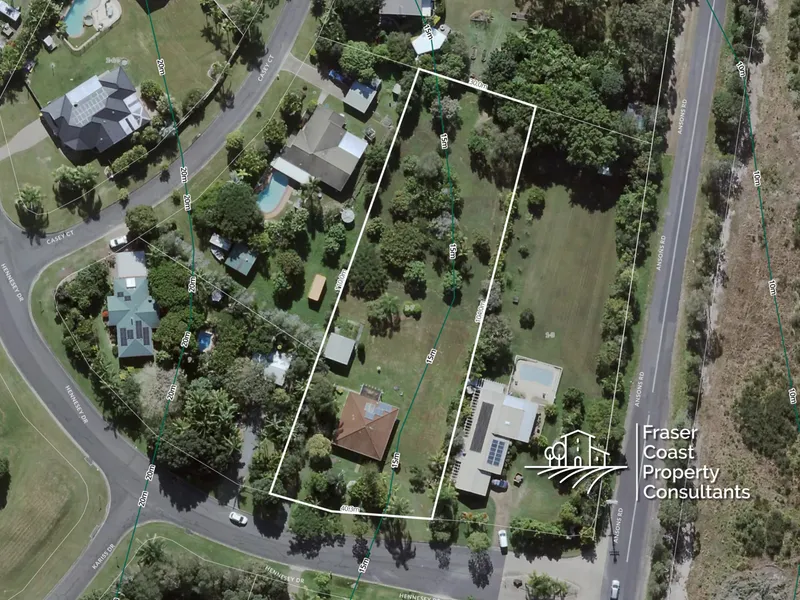 JUST MOVE IN!...... LIVEABILITY now AND POTENTIAL to VALUE ADD later on 3753sqm of BEAUTIFUL GREEN SPACE!