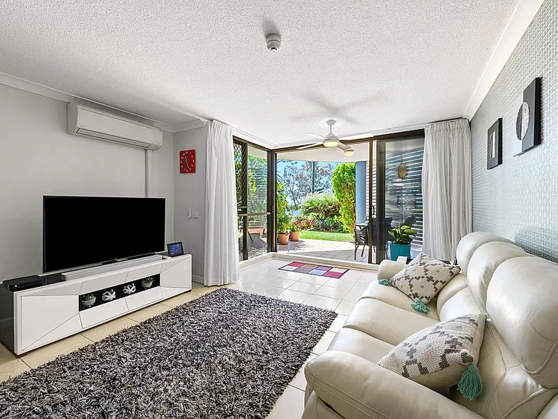 AFFLUENT HEADLAND POSITION!