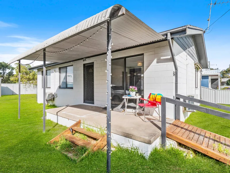 Coastal Charm Awaits by the Beach