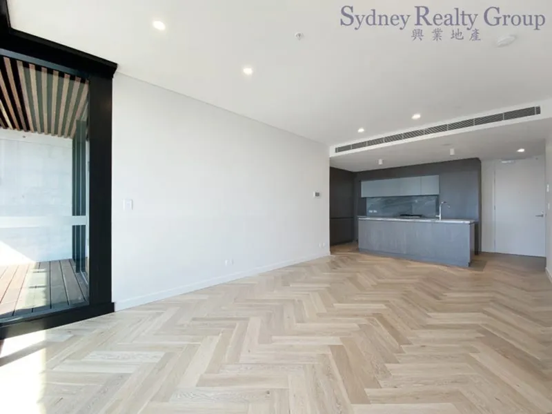 Experience Tallest Sydney Residential Tower - 2 Bedroom Apartment