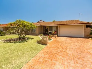 SPACIOUS FAMILY VILLA, AMAZING LOCATION!