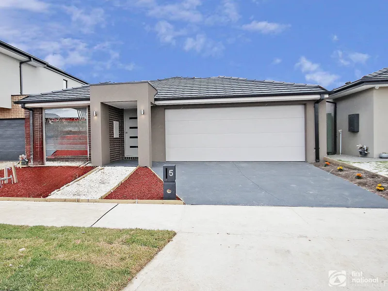 Brand new 4 bedroom home