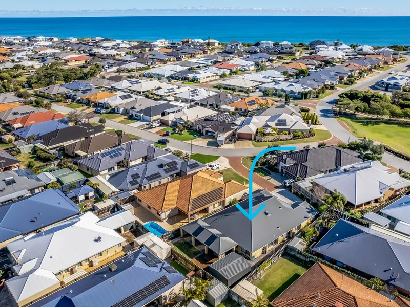 Beachside living in the ultimate family suburb