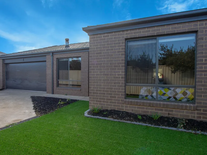 FREESTANDING BRICK VILLA - NO OWNERS CORPORATION FEES