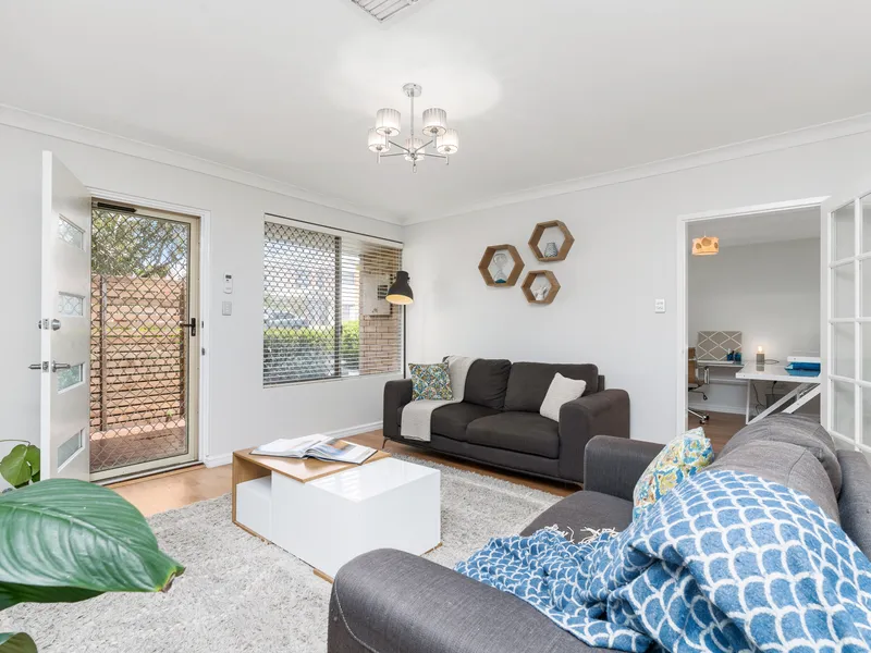 RENOVATED 3 BEDROOM HOME WITH POWERED WORKSHOP/GARAGE!!